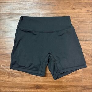 Young LA W112 EFFORTLESS BIKER SHORTS